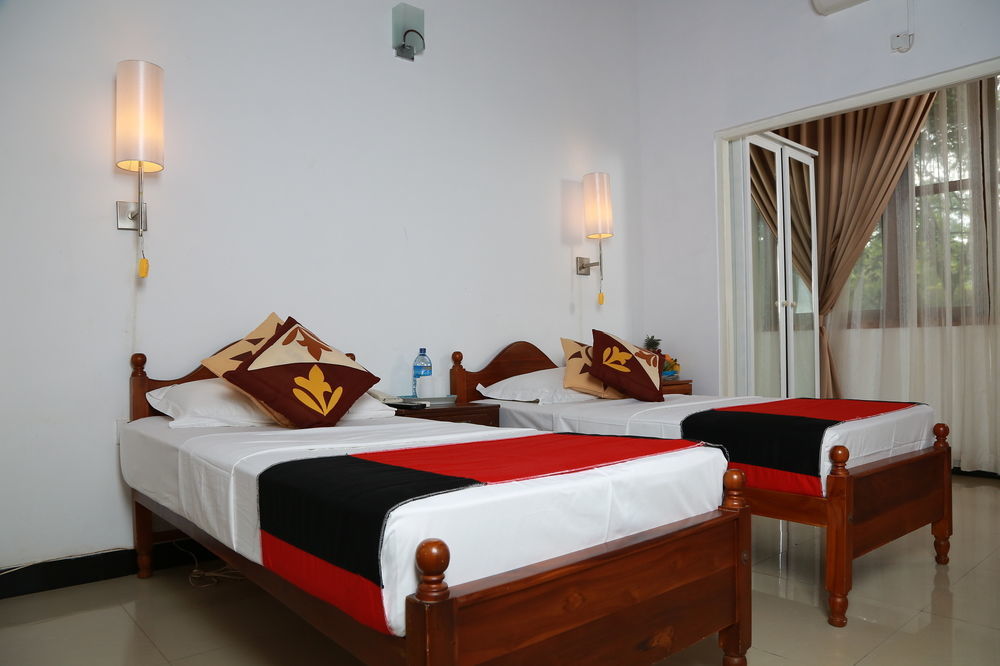 Grand Kalundawa - Dambulla's Hidden Secret Hotel Bagian luar foto