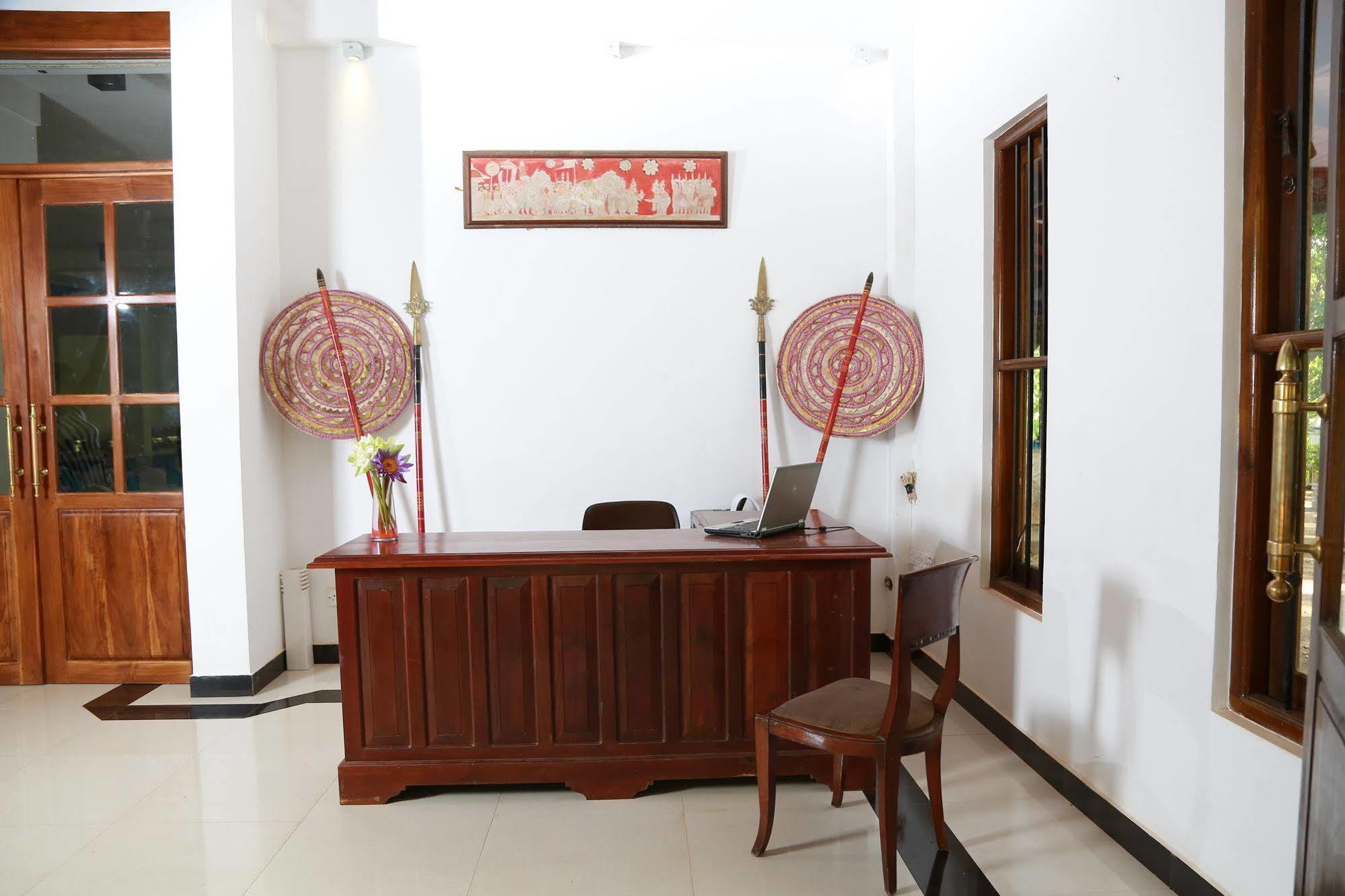 Grand Kalundawa - Dambulla's Hidden Secret Hotel Bagian luar foto