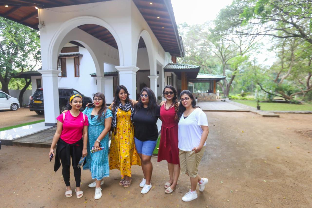 Grand Kalundawa - Dambulla's Hidden Secret Hotel Bagian luar foto
